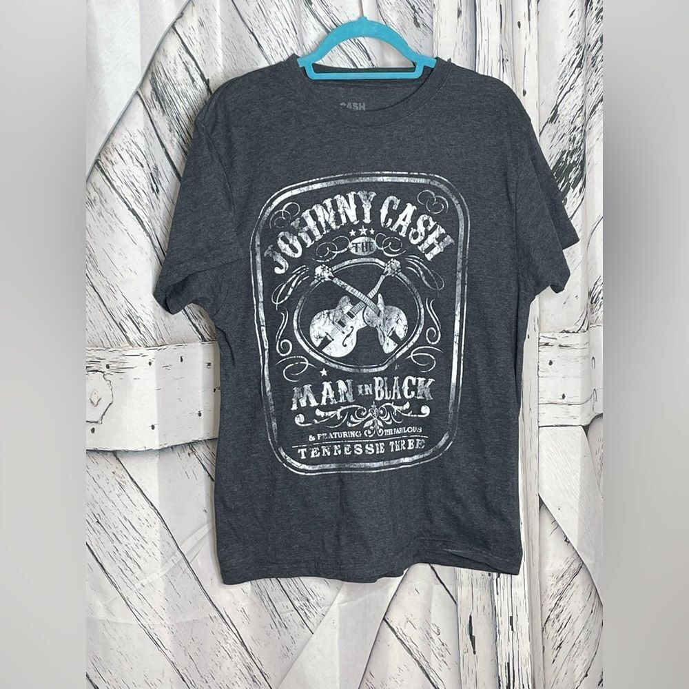 Johnny Cash Man In Black T-Shirt Gray L